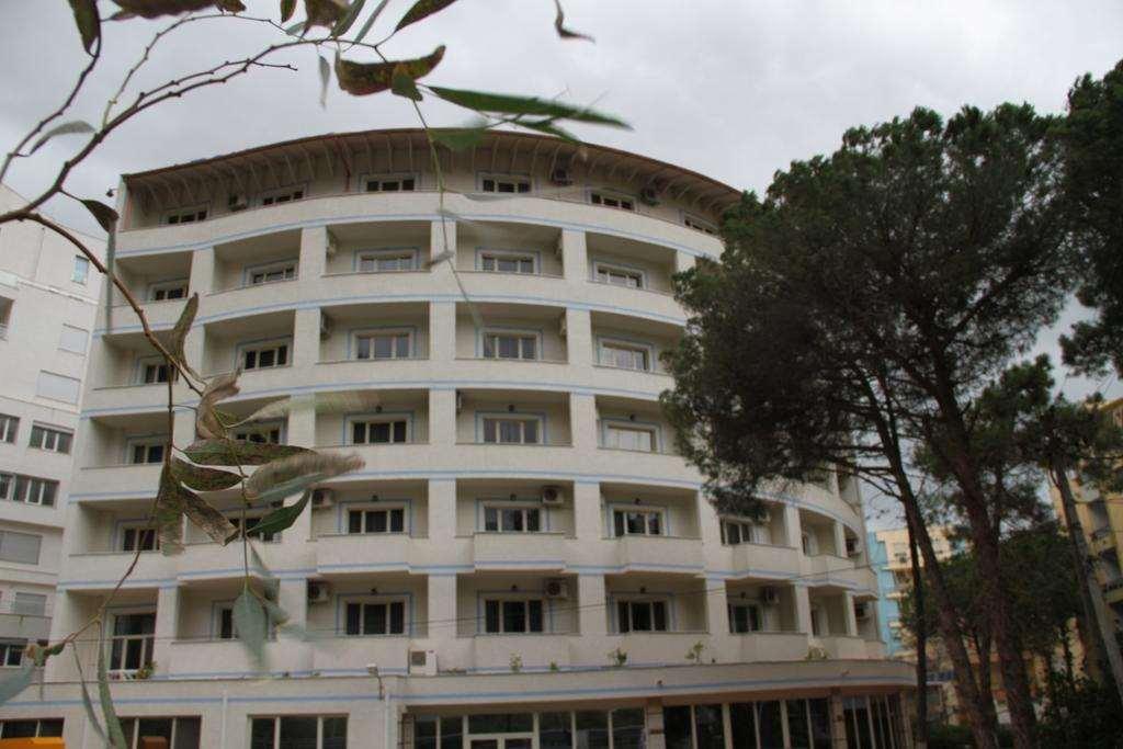 Hotel Leonardo Shkallnur Exterior foto