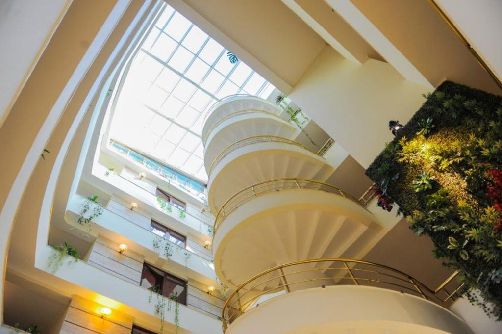 Hotel Leonardo Shkallnur Exterior foto