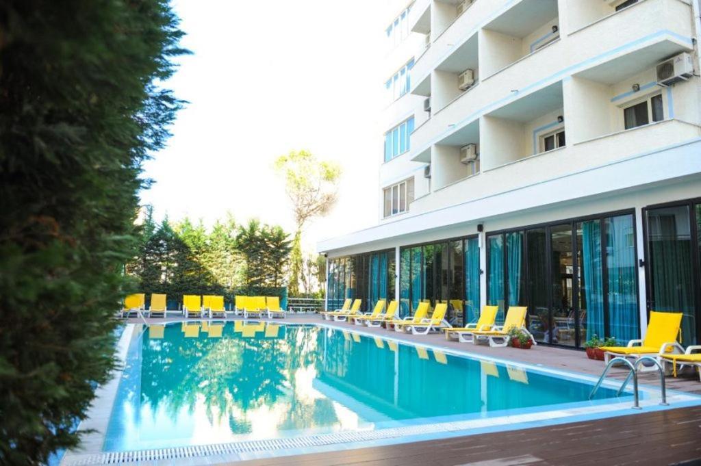 Hotel Leonardo Shkallnur Exterior foto